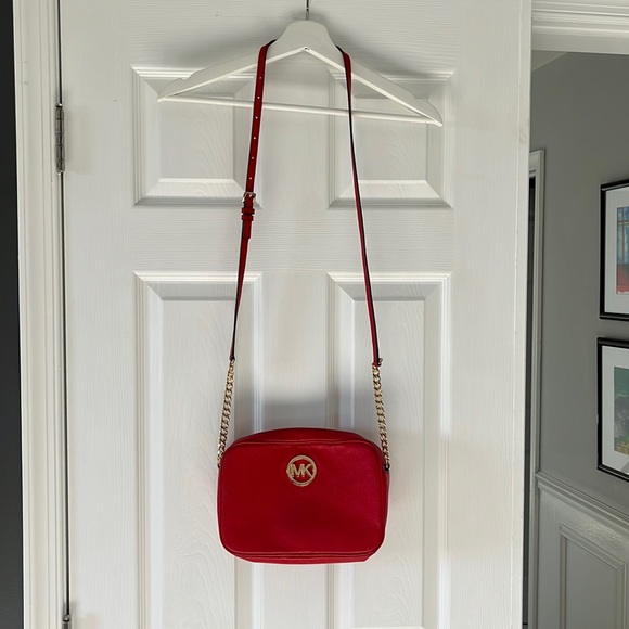 Michael Kors Handbags - Michael Kors crossbody bag